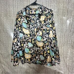 Victoria’s Secret satin floral pajama top size medium